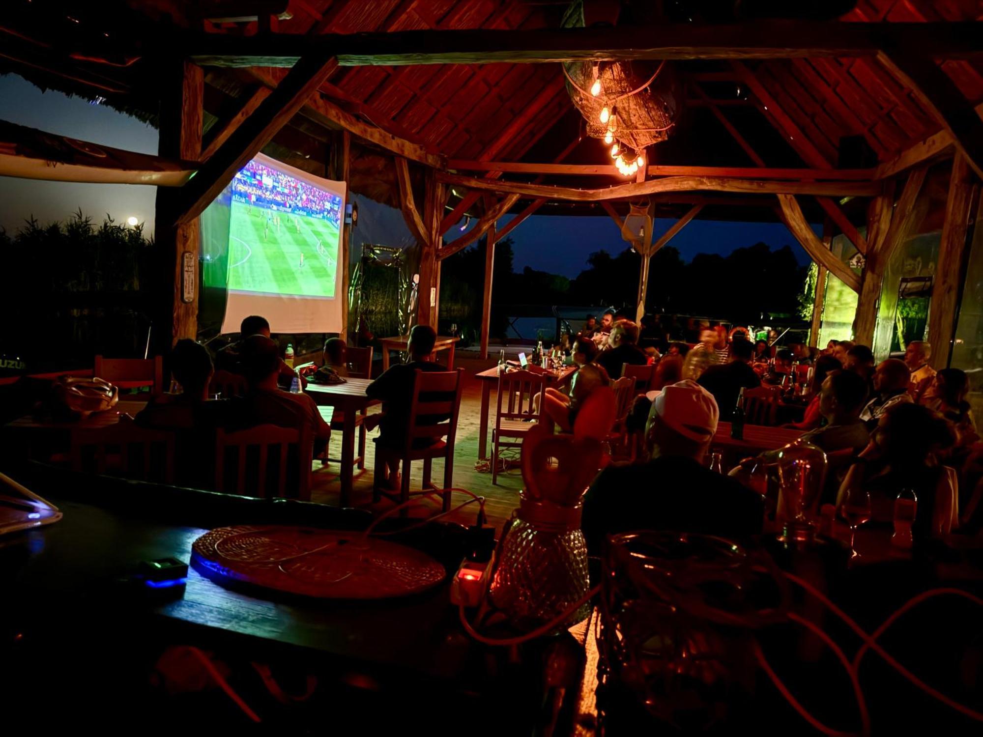 Nena Art Inn